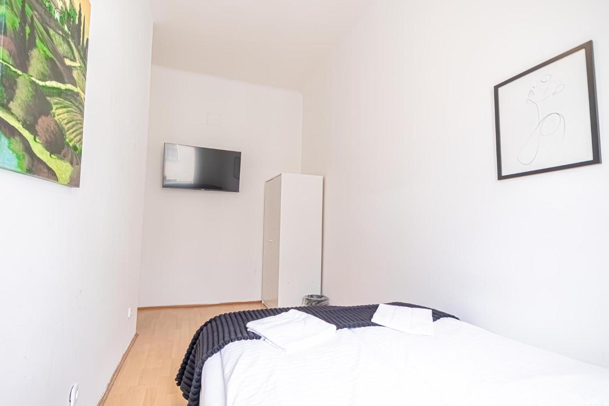 Viennese 3br Apt. Near Wiener Stadthalle & *